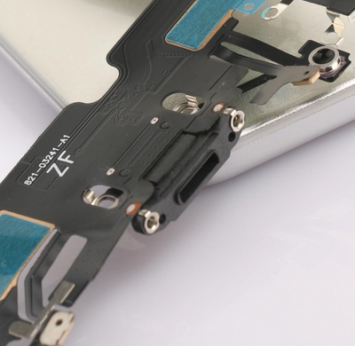 iPhone 13 Pro Max Ladebuchse / Lightning Anschluss